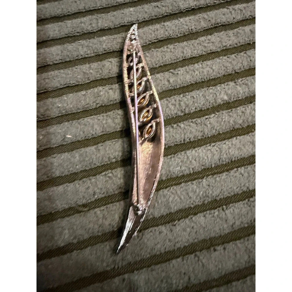 Vintage Silver Tone Marquise and Pavé Clear Crystal Curved Leaf Brooch Pin 3.25